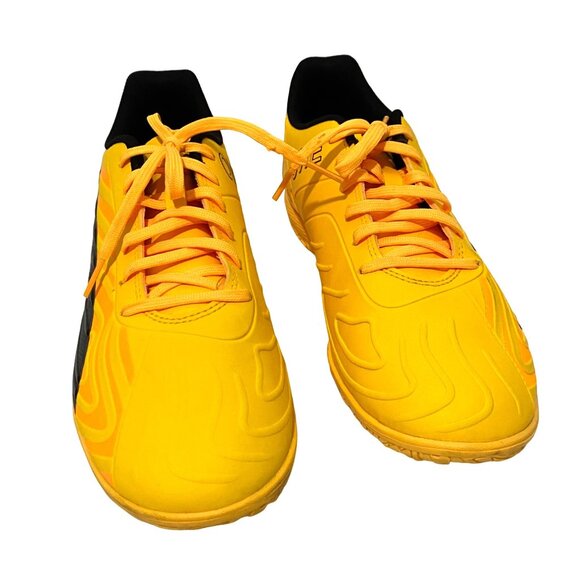 Puma One Soccer Football Indoor Trainers Athletic Shoes Mens Size 9 Yellow - Picture 2 of 7